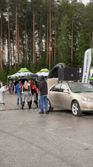 Car audio event draws crowds in rainy Perm