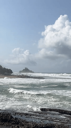 Early morning coastal scenes documented in Goviyapana, Sri Lanka