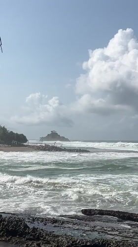 Early morning coastal scenes documented in Goviyapana, Sri Lanka