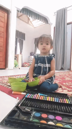 Quiet domestic moments in Cintadamai, indoors and out