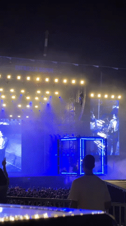 Night concert with food service in Porto