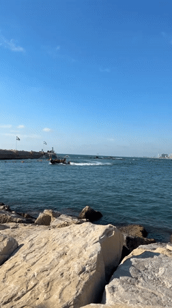 Sunny afternoon scenes captured across Tel Aviv beaches and streets
