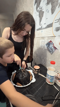 Turtle-shaped chocolate cake served at gathering in Abakan