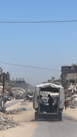 Gaza residents maintain daily life amid widespread urban destruction