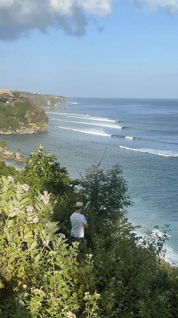 Cliff-side coastal views in Kuta Selatan, Bali