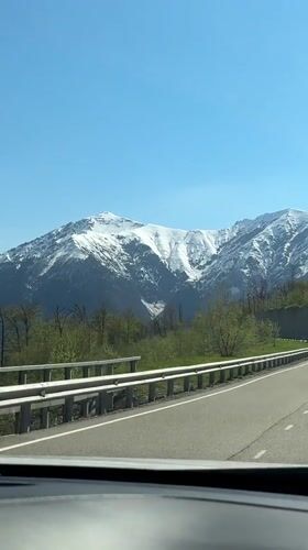 Morning drive through Estosadok mountains captured by traveler