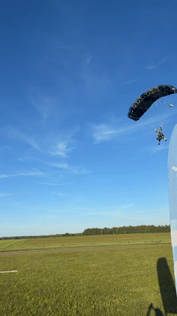 Afternoon jump day at SKYdive Latvia's Limbaži dropzone