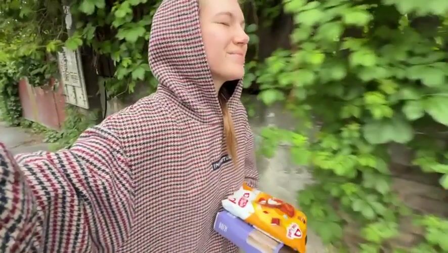 Ordinary afternoon moments documented in Belgrade suburb
