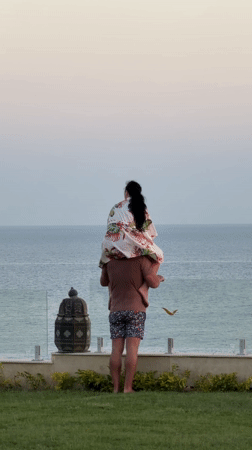 Couple enjoys Red Sea vista at Sharm El Sheikh overlook