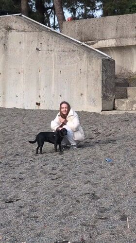Spring afternoon captured in Kobuleti: beach walks, flowers, everyday moments