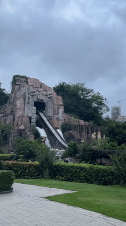 Families enjoy theme park attractions in Shenzhen Saturday morning