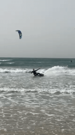 Tel Aviv residents document ordinary morning activities across city