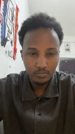 Man with luggage observed in Chongqing High-tech Zone room