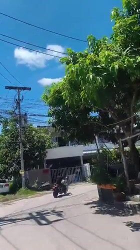 Morning street scenes documented in Baan Bo Phut residential area