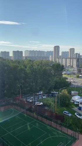 Parks, forests, and open air in Yekaterinburg on a summer morning