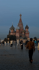 Evening activity around Red Square and the Kremlin