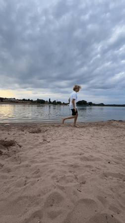 Afternoon at a sandy Rhine riverbank, Düsseldorf