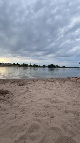 Afternoon at a sandy Rhine riverbank, Düsseldorf