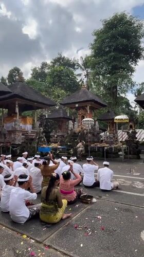 Temple ceremony and street festival in Tegallalang, Bali
