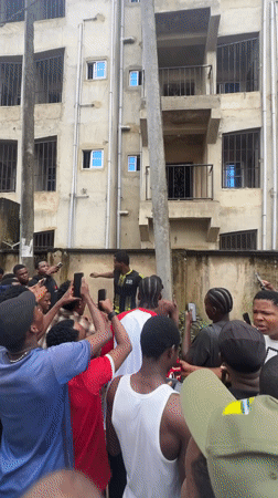 Street altercation draws crowd in Ihiagwa, Nigeria