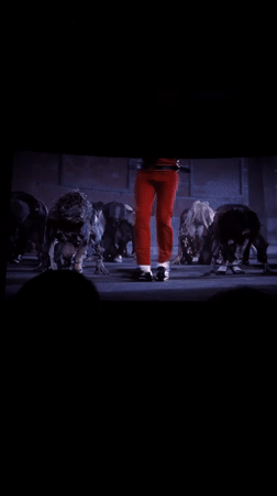 Moscow theater screens Michael Jackson's Thriller music video