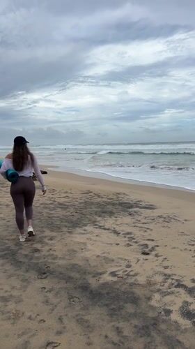Beach walk with yoga mat on Sri Lanka's south coast