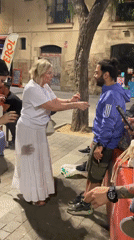 Evening social gatherings observed across Barcelona under full moon