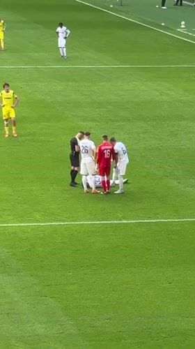 Soccer match draws packed crowd at Dinamo Stadium in Minsk