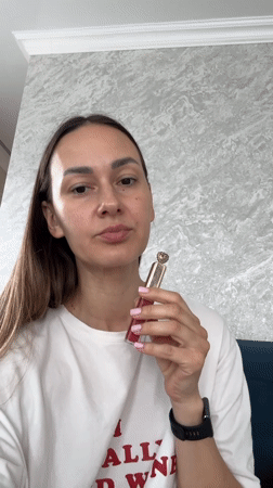 Woman documents morning makeup routine and breakfast in Sochi