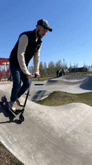 Families enjoy sunny morning at Kazan recreational facilities