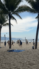 Morning beach recreation captured in Đà Nẵng Vietnam