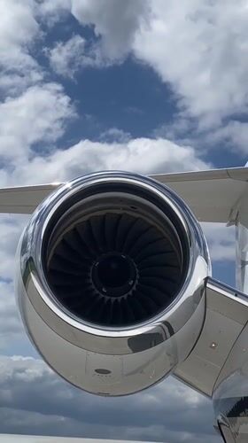 Private jet maintenance activity observed at Skulte airport