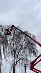 Daily life documented in snowy Раздолье, Russia village
