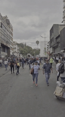Pro-Chavez demonstration draws crowds to Caracas streets and monument