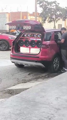 Custom sound system SUV displayed on Trujillo street