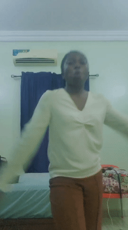 Woman documents daily life through selfies in Barden Yana