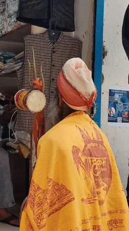 Religious figure and street life in Vashisht village