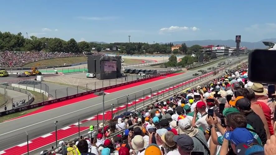 Formula 1 race draws crowds to Granollers circuit