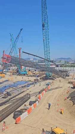 Morning scenes captured across Busan construction, transit, public art