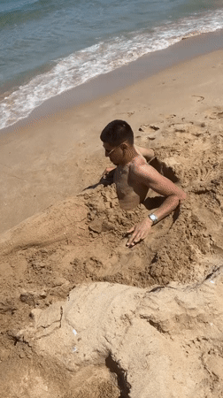 Beach day in Primorsko turns into a sand burial session