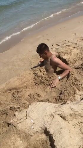 Beach day in Primorsko turns into a sand burial session