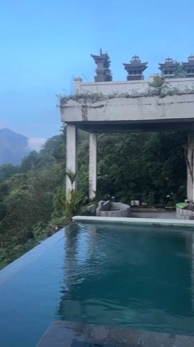 Tourist captures scenic Kintamani lake and mountain views