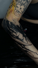 Tattoo session documented in Moscow studio