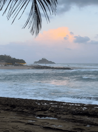 Live music and coastal views at a Sri Lanka beachside retreat