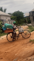 Daily life documented in Abraka, Nigeria market area