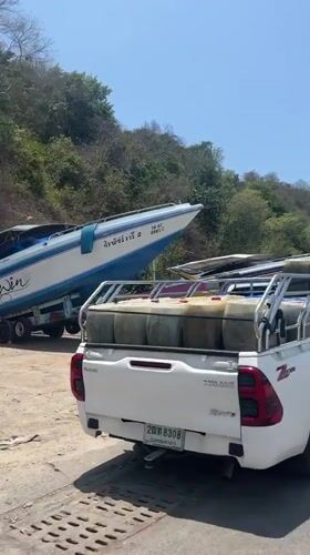 Sunny morning drive through Pattaya City captured on video