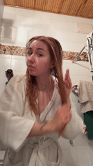 Woman documents Sunday morning beauty routine in Minsk apartment