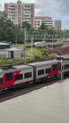 Rainy afternoon on Moscow's streets, transit, and infrastructure