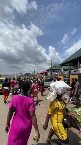 Busy afternoon market scenes documented across Fegge, Onitsha Nigeria