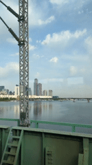 Seoul skyline reflected in river captured on video